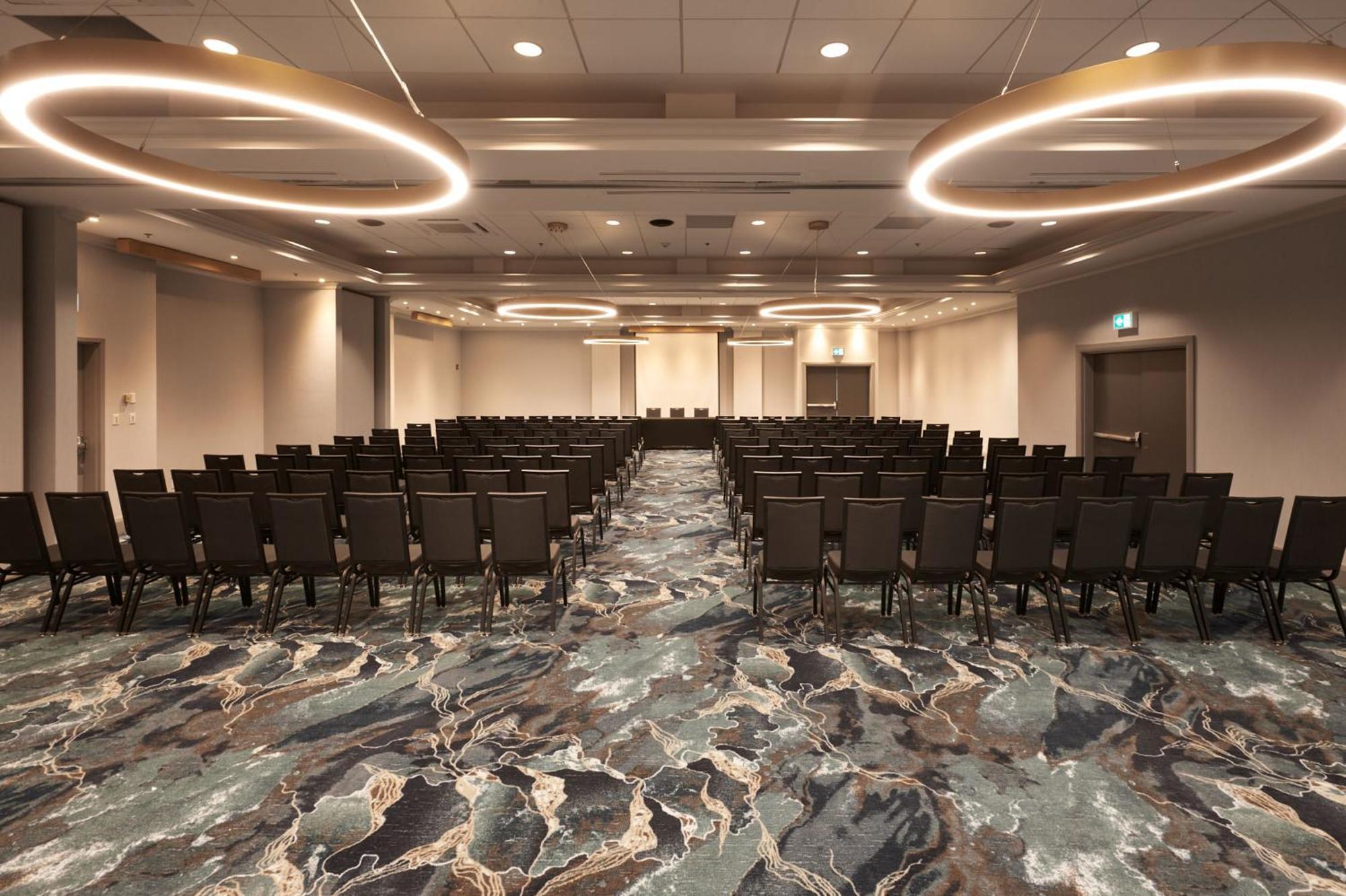 Holiday Inn & Suites Ottawa Kanata By Ihg Exteriör bild