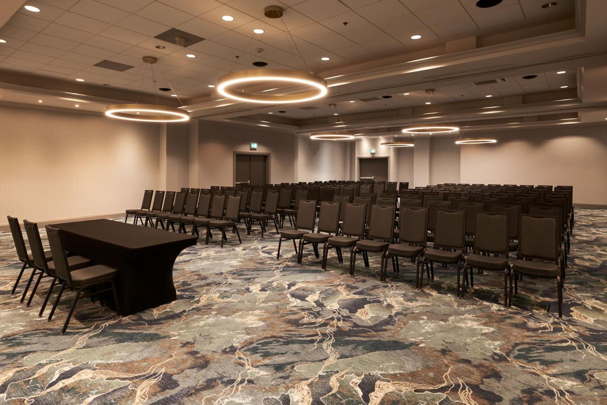 Holiday Inn & Suites Ottawa Kanata By Ihg Exteriör bild