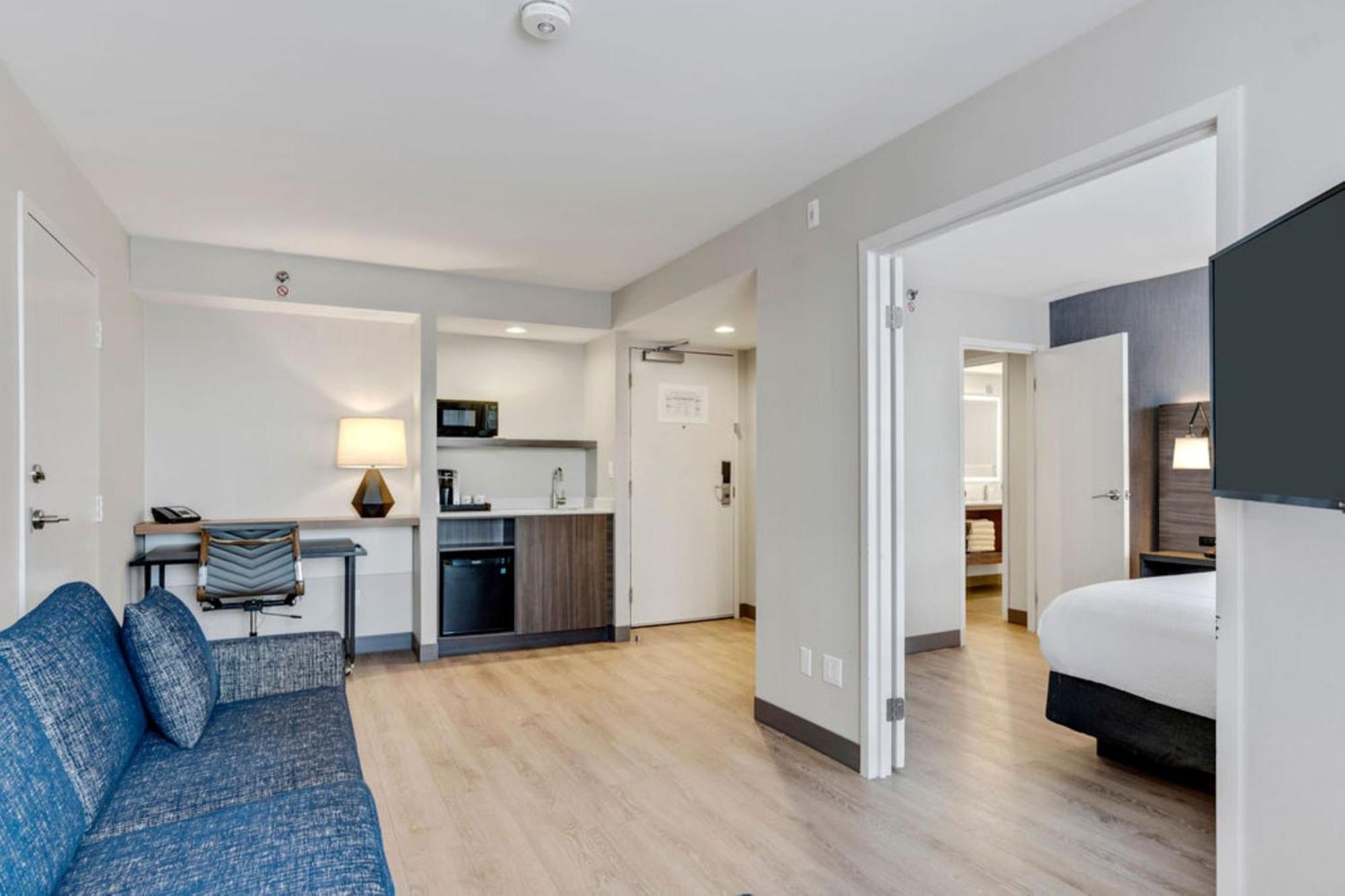 Holiday Inn & Suites Ottawa Kanata By Ihg Exteriör bild