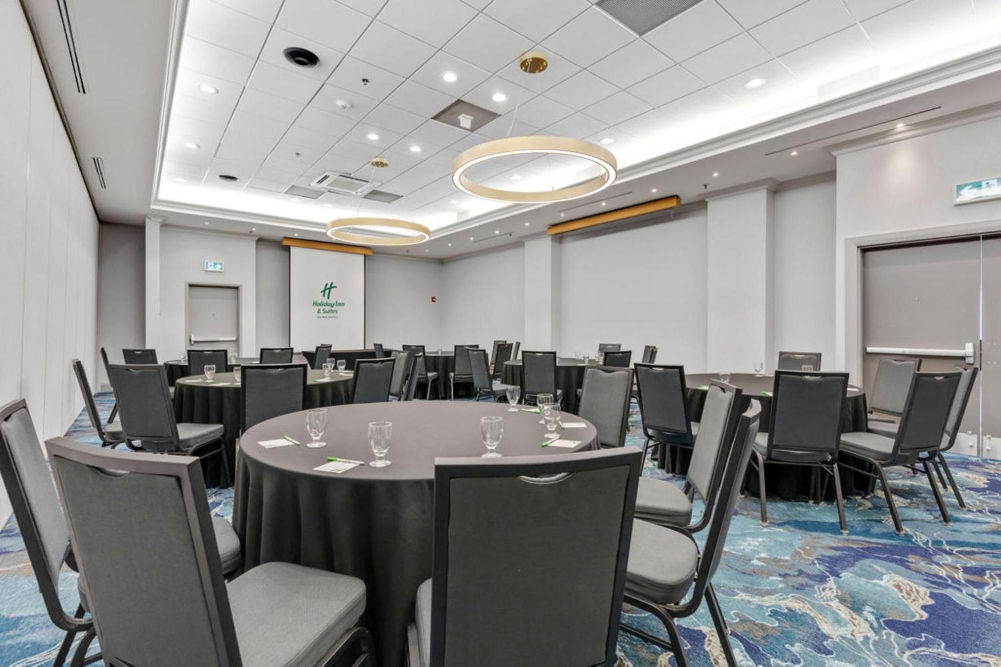 Holiday Inn & Suites Ottawa Kanata By Ihg Exteriör bild
