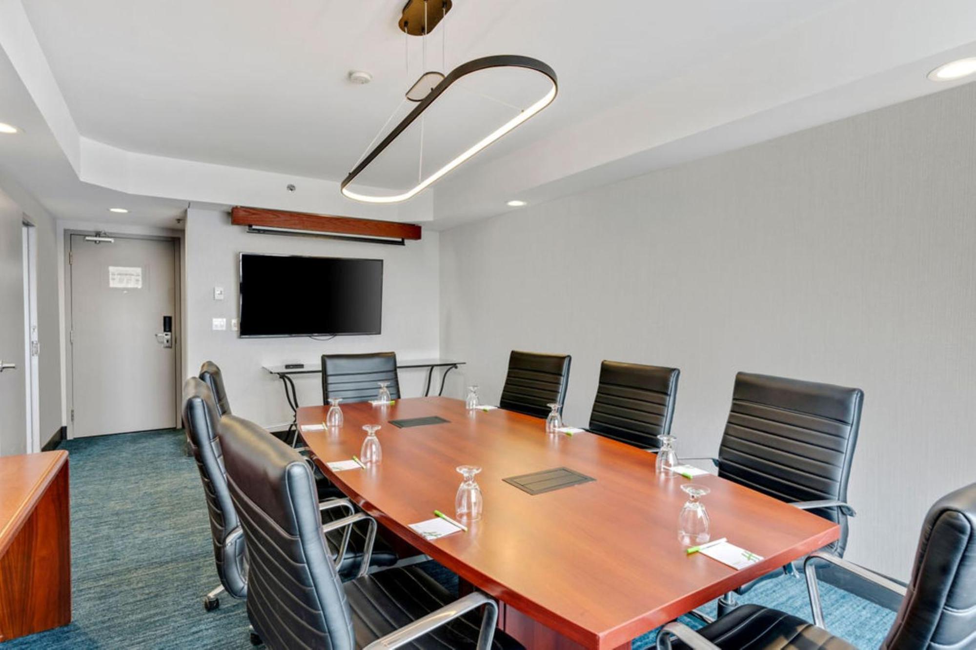 Holiday Inn & Suites Ottawa Kanata By Ihg Exteriör bild