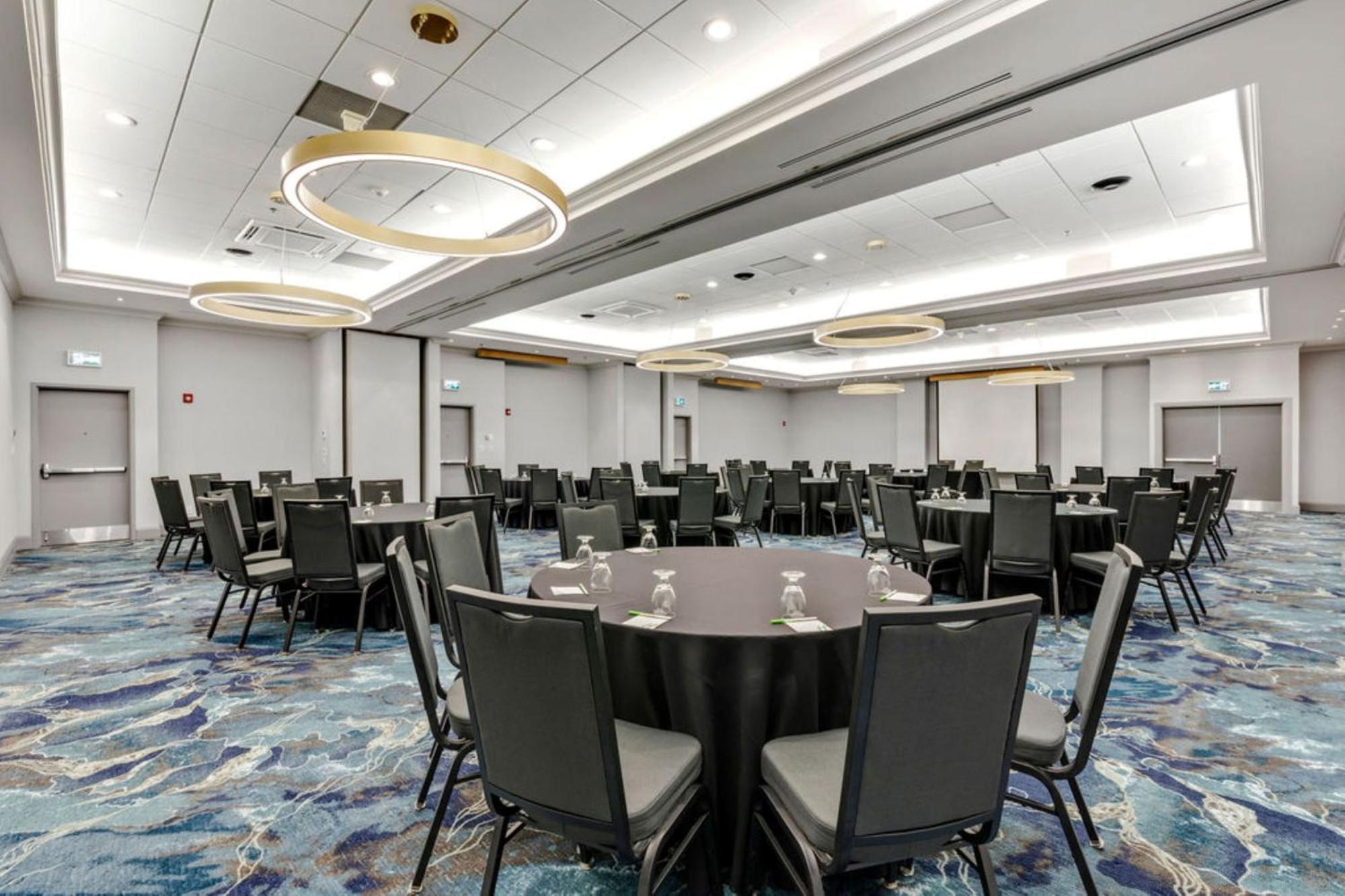 Holiday Inn & Suites Ottawa Kanata By Ihg Exteriör bild
